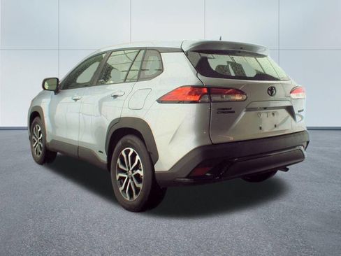 Used 2024 Toyota Corolla Cross AWD Hybrid image 3