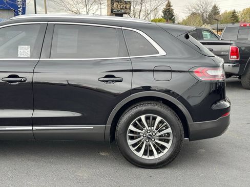 Used 2023 Lincoln Nautilus AWD w/ Premium Package image 5