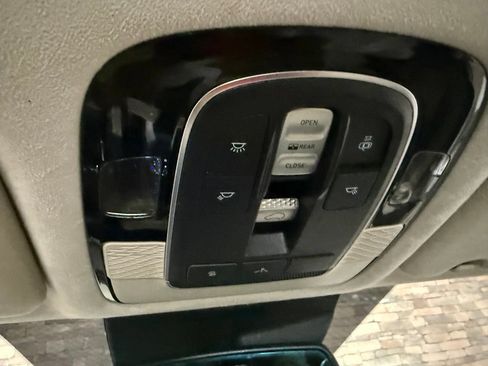 Used 2020 Hyundai Palisade Limited AWD/4WD image 28