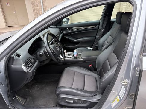 Used 2019 Honda Accord Sport image 18