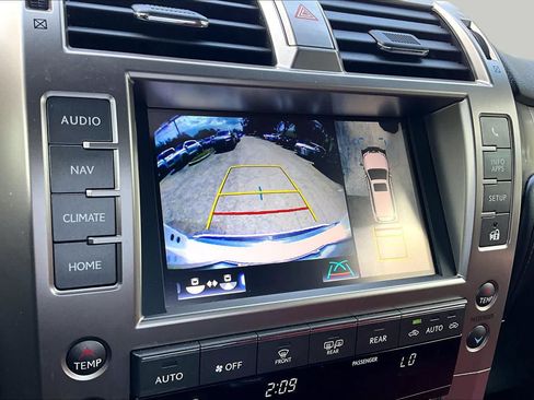 Used 2020 Lexus GX 460 Luxury w/ Accessory Package AWD/4WD image 25