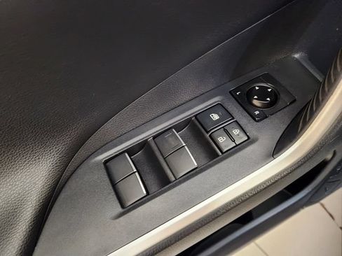 Used 2019 Toyota RAV4 XSE AWD/4WD image 23