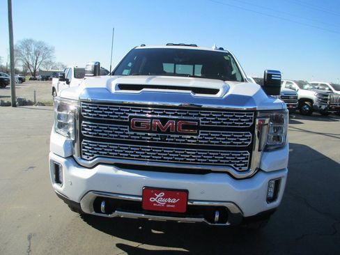 Used 2020 GMC Sierra 2500 Denali w/ Denali Ultimate Package image 12