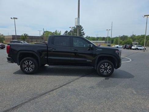 Used 2023 GMC Sierra 1500 AT4 w/ AT4 Premium Package image 2
