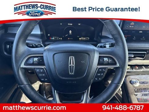 Used 2022 Lincoln Nautilus FWD image 17