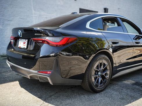 Used 2023 BMW i4 eDrive40 image 15