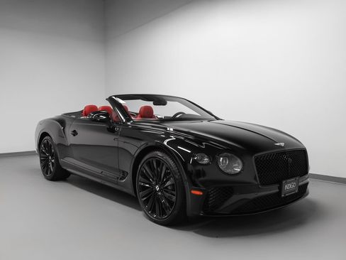 Used 2024 Bentley Continental GT Mulliner AWD/4WD image 16