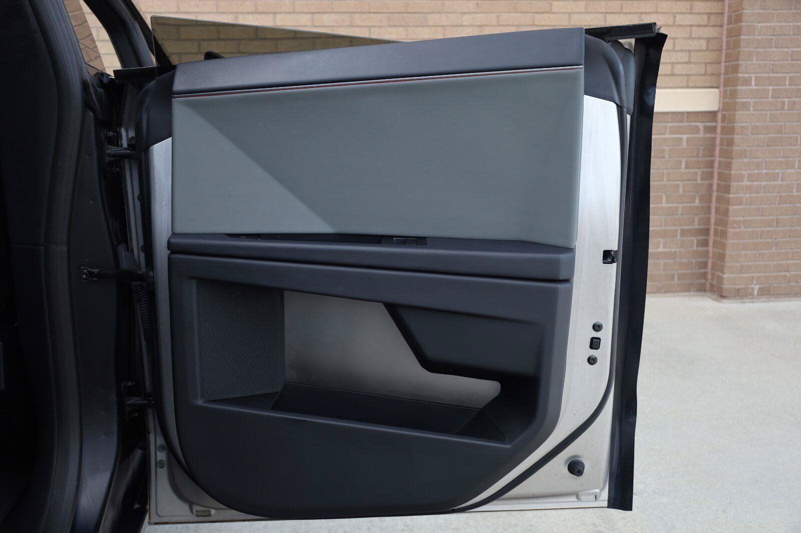 Used 2025 Tesla Cybertruck Cyberbeast AWD/4WD image 24