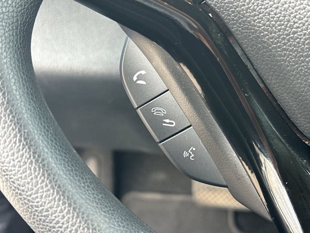 Used 2022 Honda HR-V EX image 19
