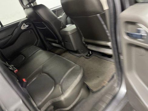Used 2021 Nissan Frontier PRO-4X w/ Pro-4x Utility Package AWD/4WD image 15