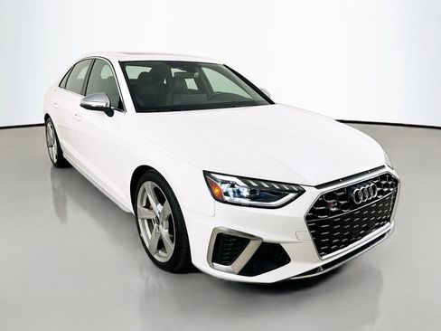 Used 2022 Audi S4 Premium Plus w/ Premium Plus Package AWD/4WD image 3