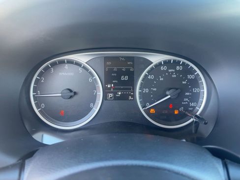 New 2025 Nissan Kicks Play S image 18