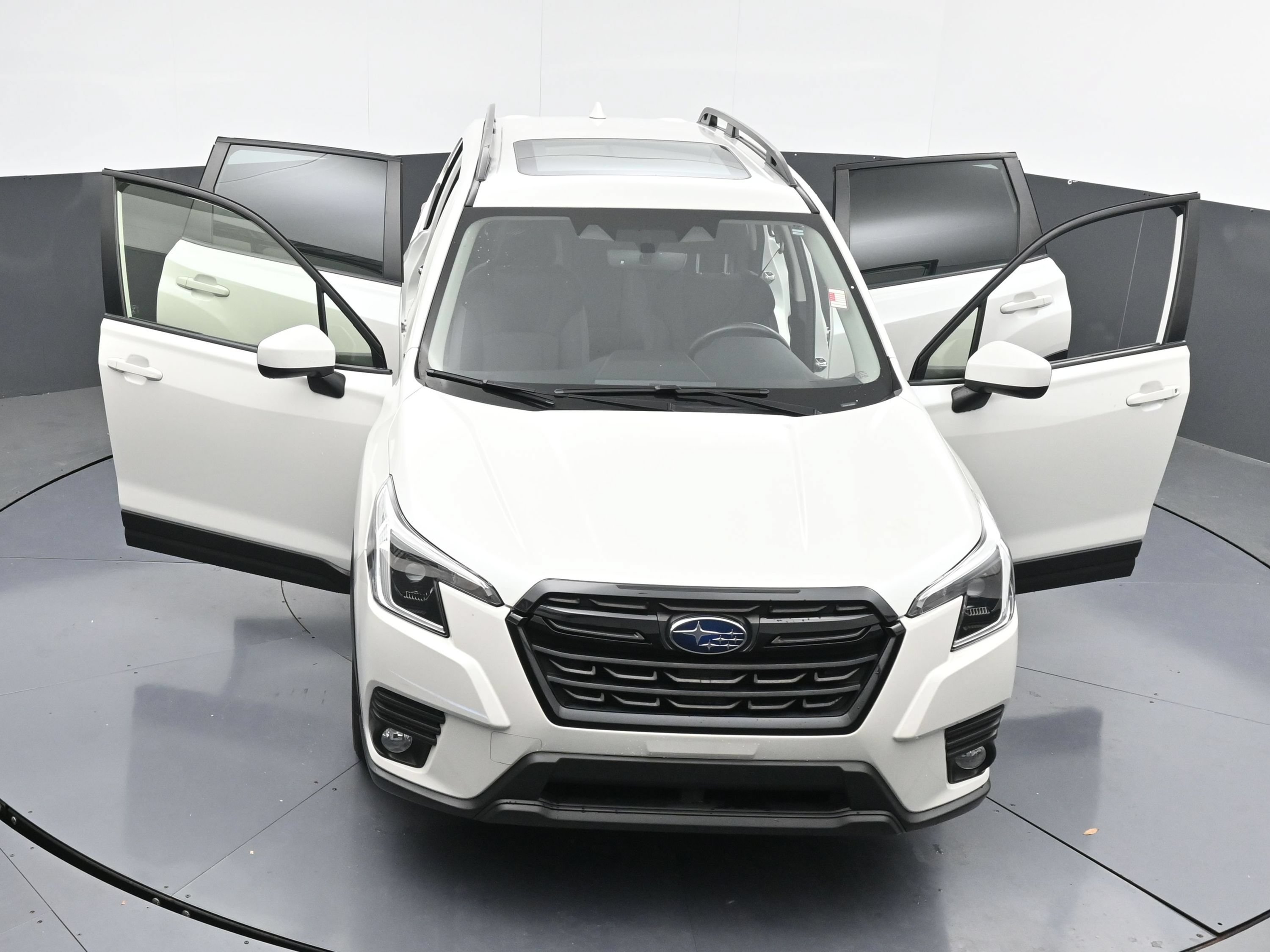Used 2023 Subaru Forester Premium AWD/4WD image 43