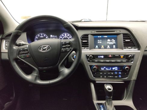 Used 2016 Hyundai Sonata Sport w/ Option Group 02 FWD image 22