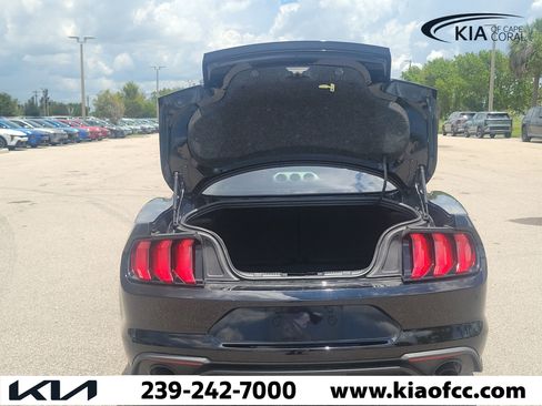Used 2022 Ford Mustang Premium RWD image 28