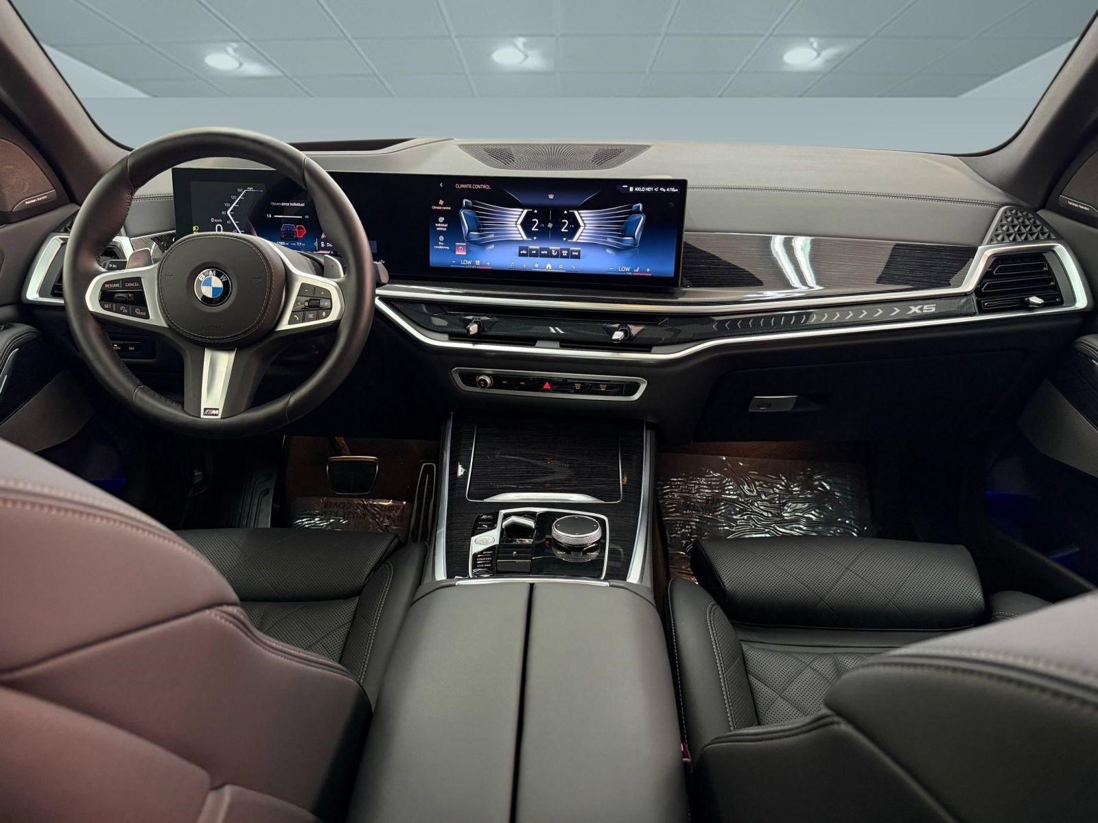 Used 2026 BMW X5 sDrive40i w/ M Sport Package RWD image 12