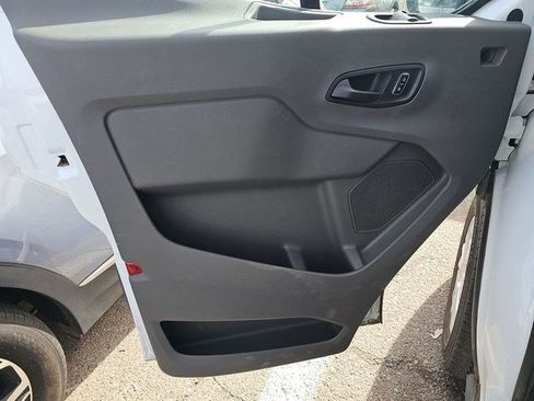 Used 2025 Ford Transit 350 XLT image 9