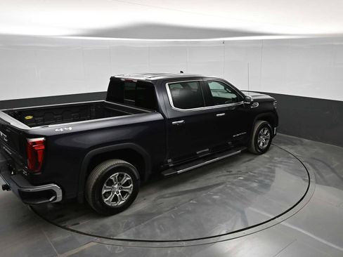 Used 2022 GMC Sierra 1500 SLT w/ SLT Convenience Package image 30