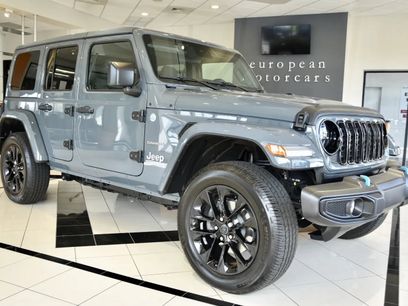 Used 2024 Jeep Wrangler Unlimited Sahara w/ Dual Top Group