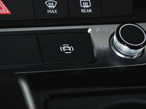 Used 2025 Audi Q7 3.0T Premium w/ Convenience Package image 41