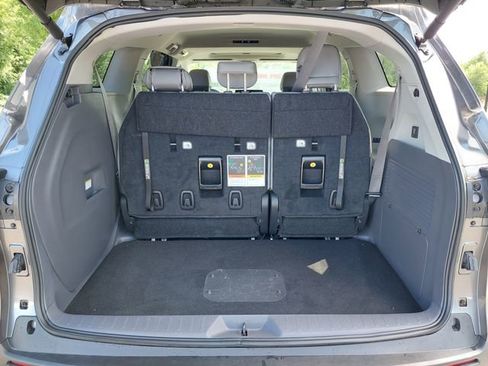 Used 2024 Toyota Sienna XLE w/ XLE Plus Package FWD image 44