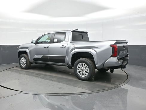 New 2026 Toyota Tacoma SR5 image 5