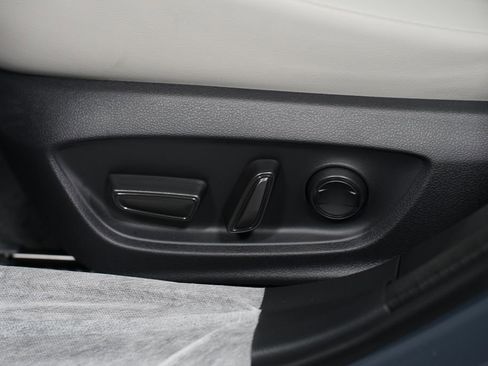 New 2026 Toyota Prius Limited image 33