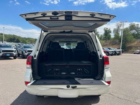Used 2017 Toyota Land Cruiser AWD/4WD image 35