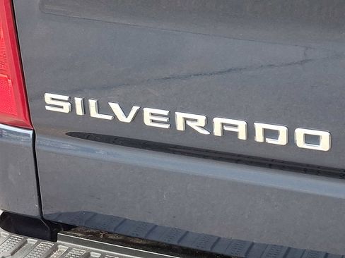 Used 2023 Chevrolet Silverado 1500 Custom image 30