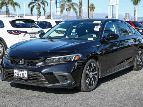 Used 2023 Honda Civic LX image 3
