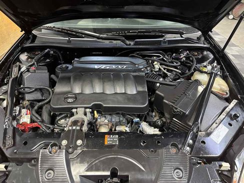 Used 2013 Chevrolet Impala LTZ FWD image 29