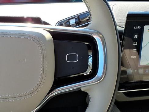 Certified 2025 Lincoln Nautilus Reserve w/ Jet Appearance Package image 17