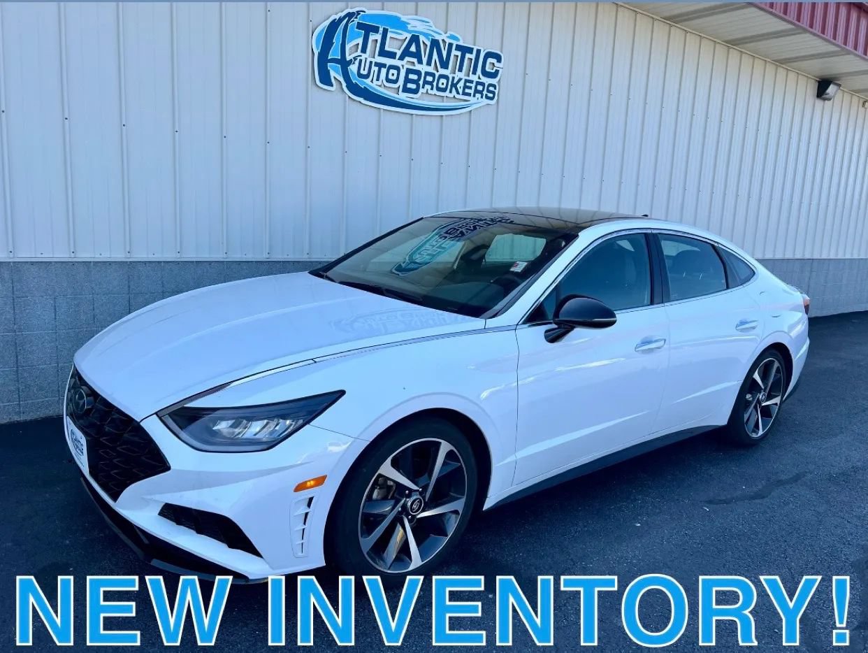 Used 2023 Hyundai Sonata SEL Plus w/ Cargo Package FWD image 1