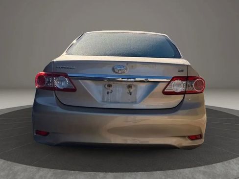 Used 2012 Toyota Corolla LE image 7