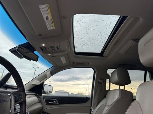 Used 2017 GMC Yukon Denali w/ Open Road Package image 21