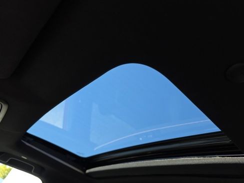 Used 2025 Honda CR-V Sport-L image 2