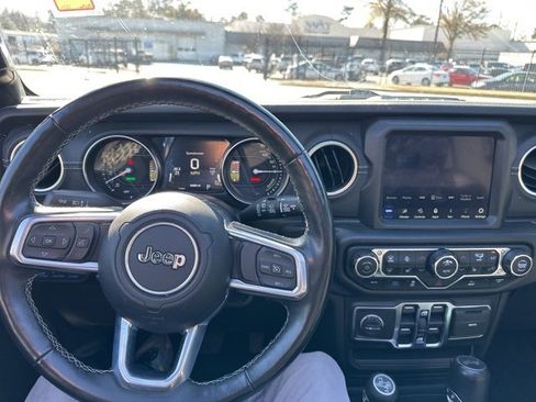 Used 2021 Jeep Wrangler Unlimited Sahara w/ Cold Weather Group image 12