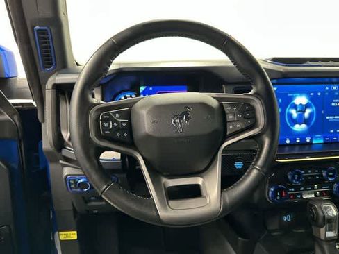 Used 2022 Ford Bronco Outer Banks AWD/4WD image 15