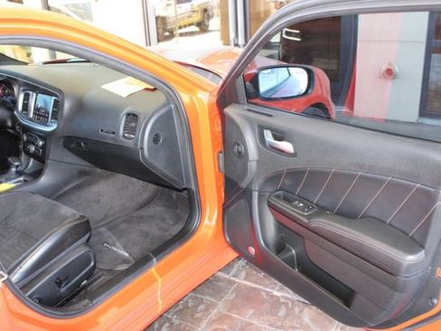 Used 2017 Dodge Charger R/T RWD image 26