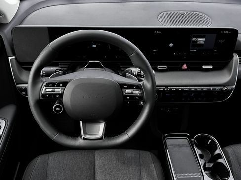 New 2026 Hyundai Ioniq 5 SE RWD image 17