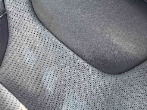 Used 2017 Hyundai Ioniq Limited w/ Ultimate Package 03 image 34