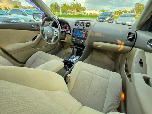 Used 2010 Nissan Altima 2.5 S image 16