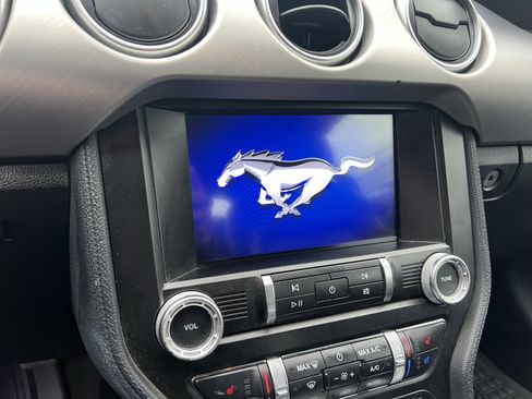 Used 2021 Ford Mustang Premium image 28