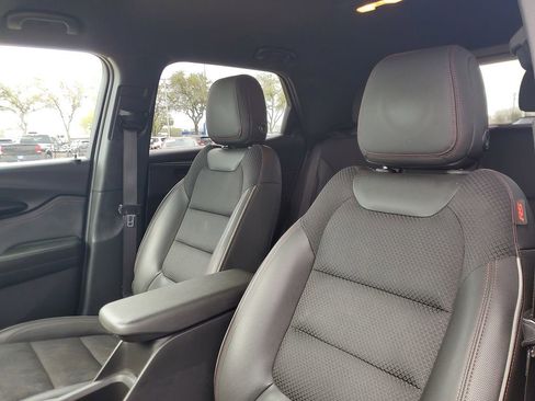 Used 2023 Chevrolet TrailBlazer RS image 13