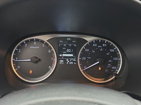 Used 2025 Nissan Kicks Play S FWD image 20