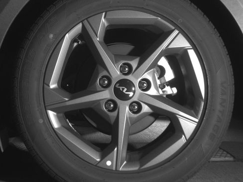 Used 2025 Kia K4 LXS image 13