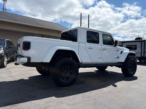 Used 2021 Jeep Gladiator Overland image 7