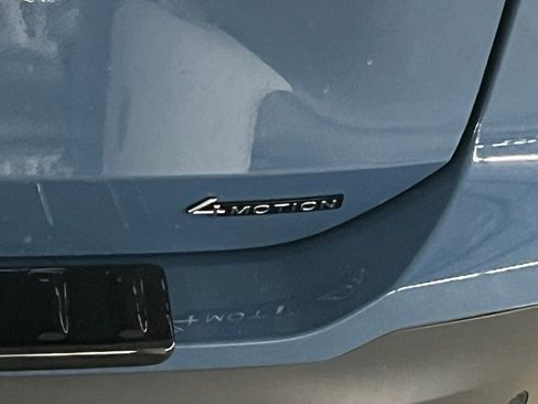 New 2026 Volkswagen Tiguan SE image 36