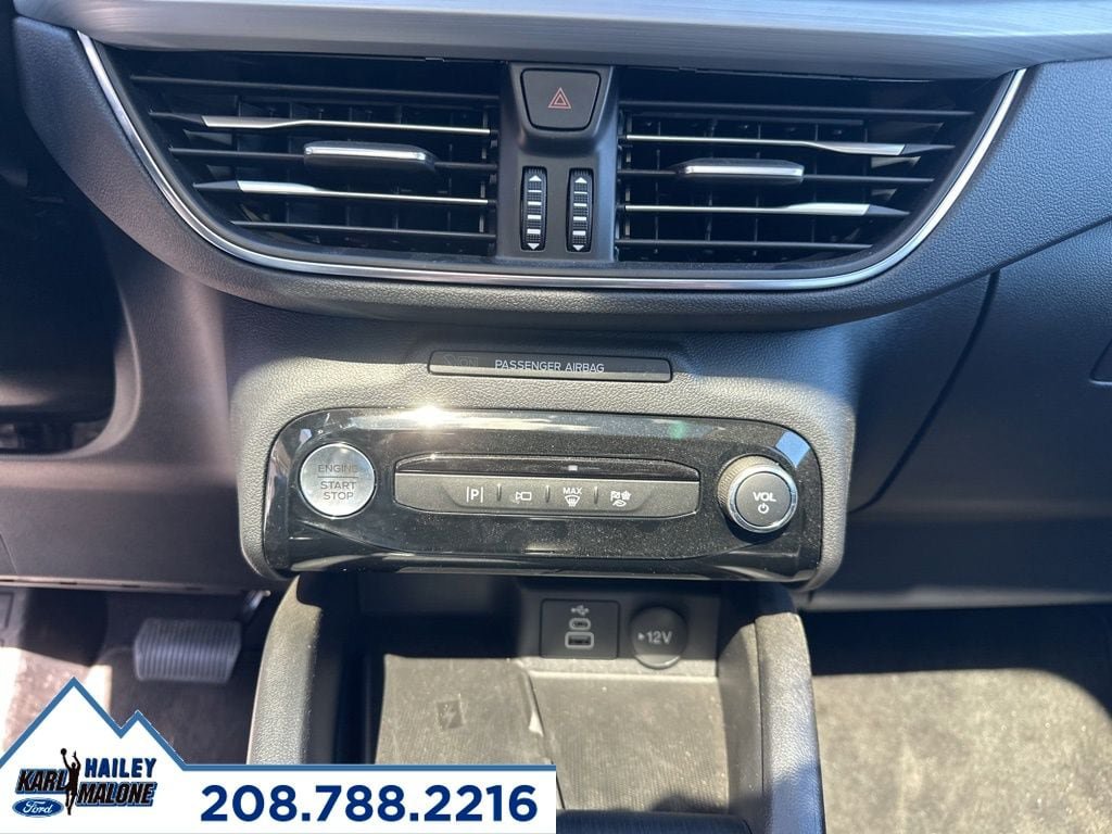 Used 2024 Ford Escape SE w/ PHEV Premium Package FWD image 23