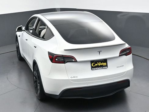 Used 2022 Tesla Model Y Performance AWD/4WD image 38